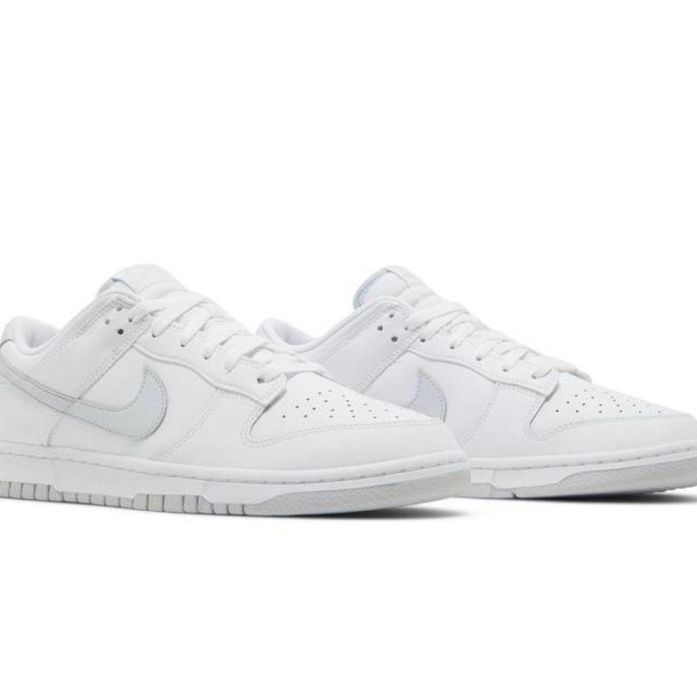 Nike Dunk low “ pure platinum”